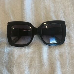 GUCCI Black Square Sunglasses AUTHENTIC